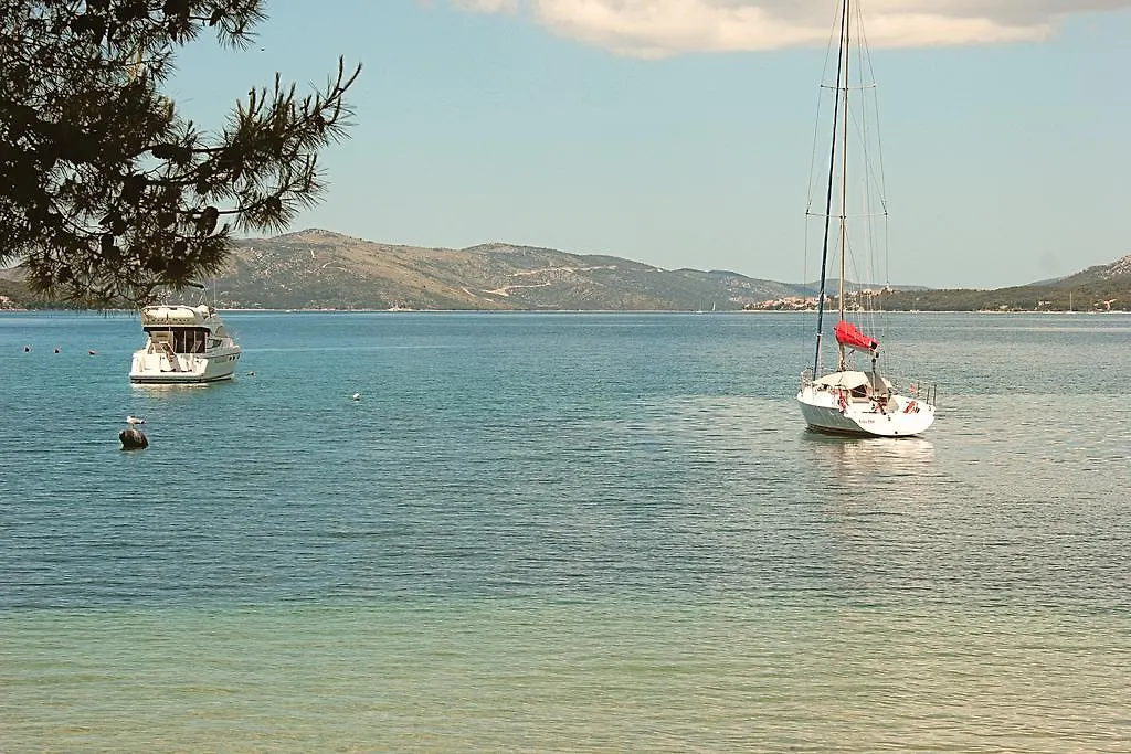 Apartments And Studio Giovanni 1 Trogir 0*,  Chorvatsko
