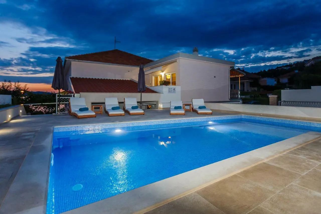 Apartments And Studio Giovanni 1 Trogir Chorvatsko
