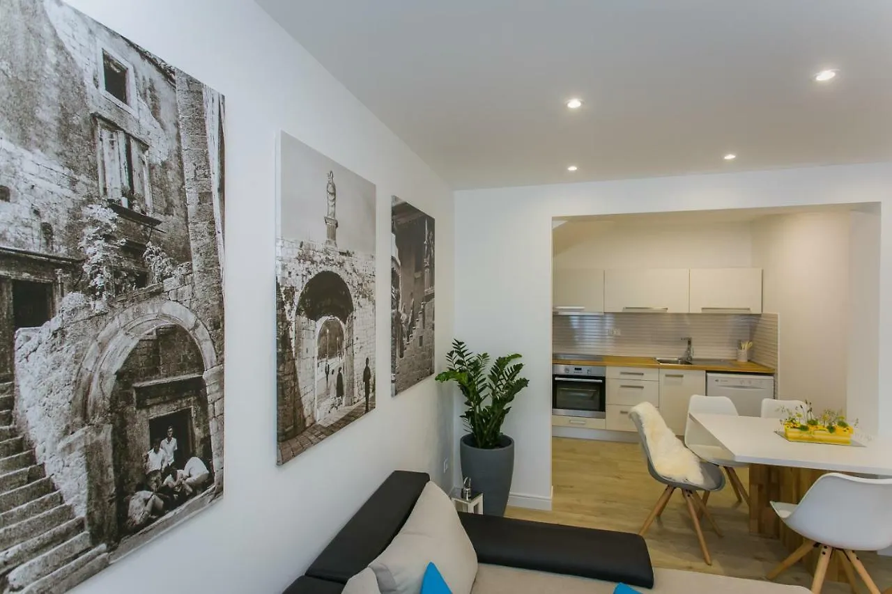 Apartments And Studio Giovanni 1 Trogir